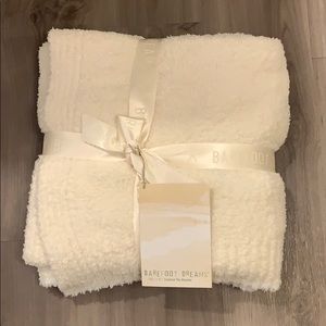 Barefoot Dreams Blanket